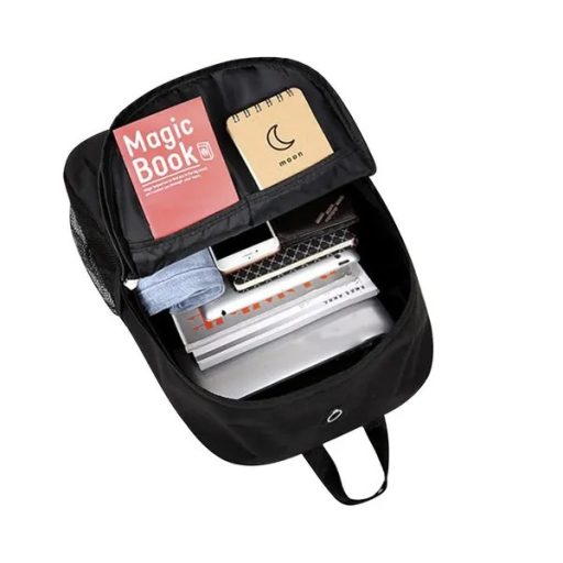 Fényvisszaverő, vízálló USB-s hátizsák 19 l, fejhallgató kimenettel