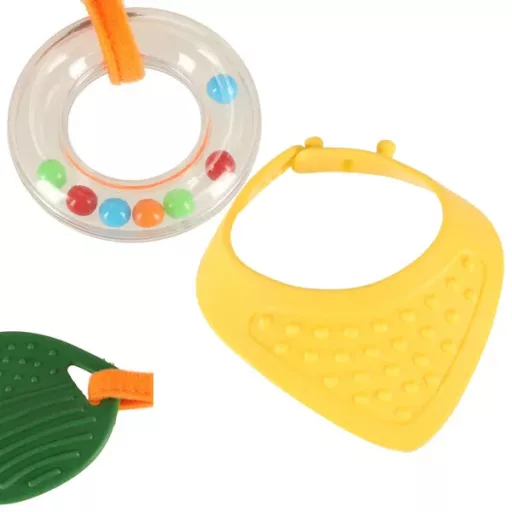 Szenzoros plüss róka babakocsira akasztható rágókával 20 cm
