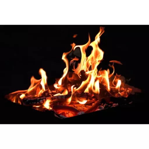 Száraz lucfenyő gyújtófa, 14 kg, gyors begyújtáshoz