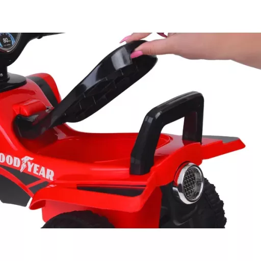 Goodyear licencelt bébitaxi quad, hang-fény effekttel, 18+ hó, 25 kg
