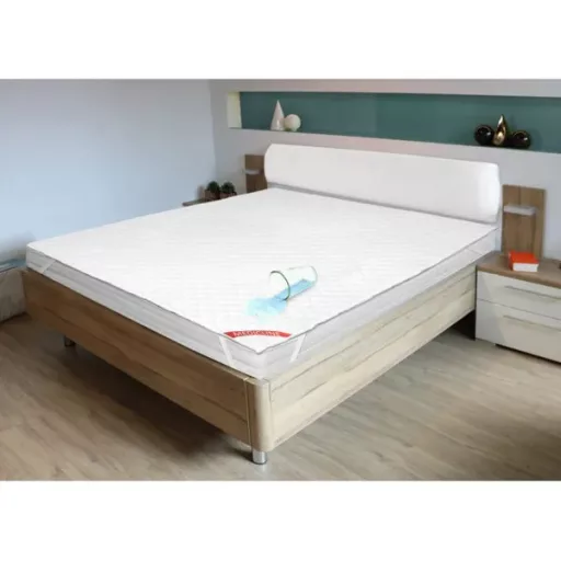 Vízálló steppelt matracvédő 200x220 cm, antiallergén mikroszál, gumipánt
