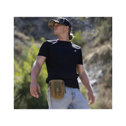 Többzsebes övtáska, vízlepergető, 18x12x6 cm, katonai zöld