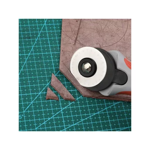 Önjavító vágólap A5 (15×22 cm) – 3 mm vastag, zöld modellpad