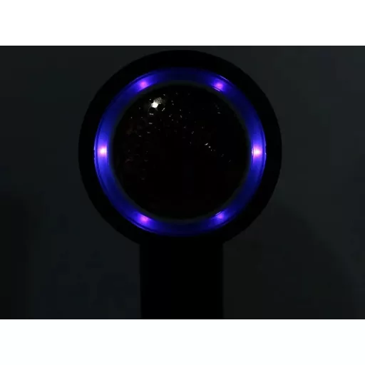 Újratölthető LED UV szöszeltávolító, 6 pengével, kárpithoz és ruhához