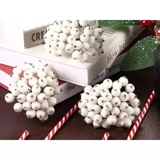 Deres fehér berkenyebogyó dekoráció 5×40 db, formázható drótos csokor