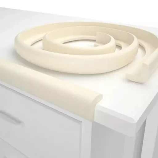 Fehér NBR hab élvédő szalag 2 m x 35 mm, öntapadós gyermekvédő