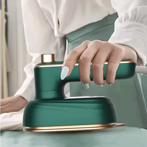 Hordozható mini ruhagőzölő, 33 W, 50 ml, összecsukható nyél, zöld