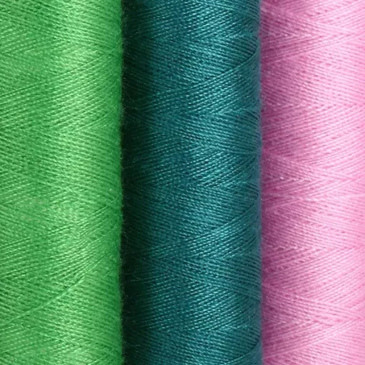 Varrókészlet 48 db, 19 féle elem, áttetsző-sárga doboz