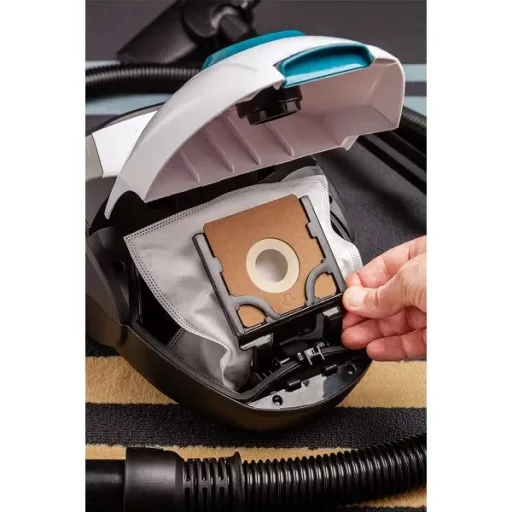 Eldom OS900 Pegaz 700 W porzsákos porszívó, HEPA H13, 1,5 l, 5 m kábel